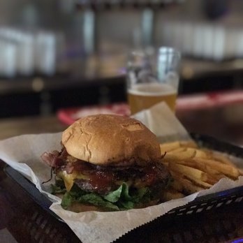 The Detour - Detour Burger - Sports Bars Near Me - Loves Park, Illinois