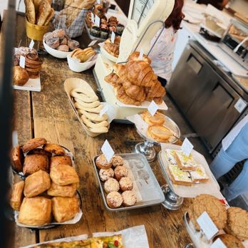 Tatte Bakery & Cafe | National Landing - Fresh bread at Tatte Bakery & Cafe - Bakeries Near Me - Arlington, Virginia Tatte Bakery & Cafe | National Landing - Fresh bread at Tatte Bakery & Cafe - Bakeries Near Me - Arlington, Virginia