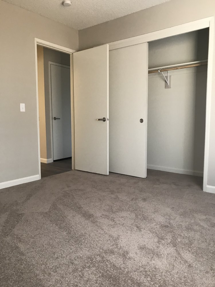 CANBERRA COURT 15 Photos 485 E Bullard Ave, Fresno, California