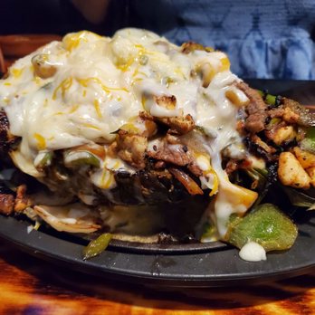 Plaza Mexico - Hawaiian Fajitas.....awesome deliciousness. The presentation is just as amazing as the flavors. - Mexican Near Me - Spring Hill, Florida