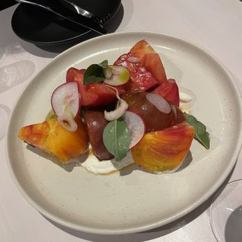 Solstice - Tomato caprese salad appetizer - New American Near Me - Irvine, California Solstice - Tomato caprese salad appetizer - New American Near Me - Irvine, California