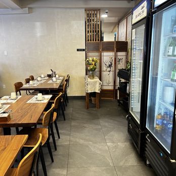 Sun Nong Dan - Inside - Korean Near Me - Los Angeles, California Sun Nong Dan - Inside - Korean Near Me - Los Angeles, California
