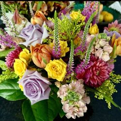 petaluma floral - Flower arrangement