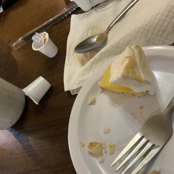 Anthony's Restaurant and Lounge - Lemon meringue