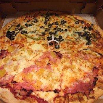 Nate's Pizza - Large pizza, 1/2 Hawaiian and 1/2 peppers and olives. - Pizza Near Me - North Miami Beach, Florida Nate's Pizza - Large pizza, 1/2 Hawaiian and 1/2 peppers and olives. - Pizza Near Me - North Miami Beach, Florida