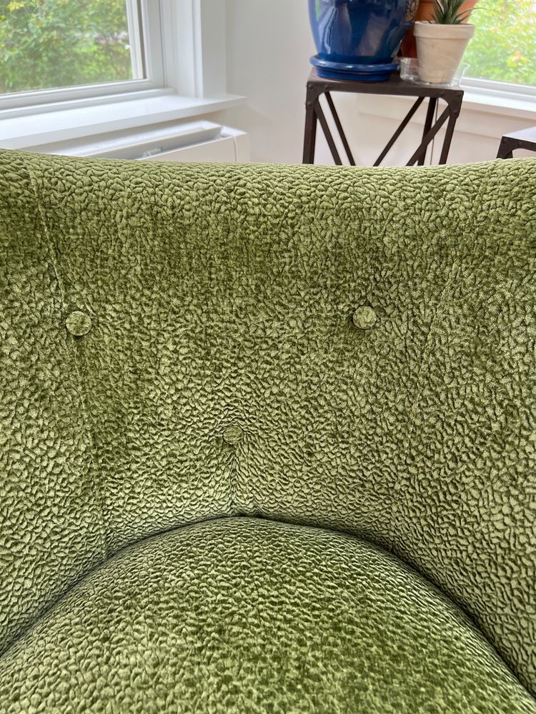 MITCHELL GOLD + BOB WILLIAMS Updated September 2024 16 Reviews