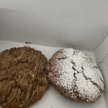 Blueprint Cookies - Butter cookies and blonde cookies - Desserts Near Me - Plantation, Florida