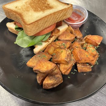Lux Plates & Pours - Seafood Near Me - Lake Charles, Louisiana