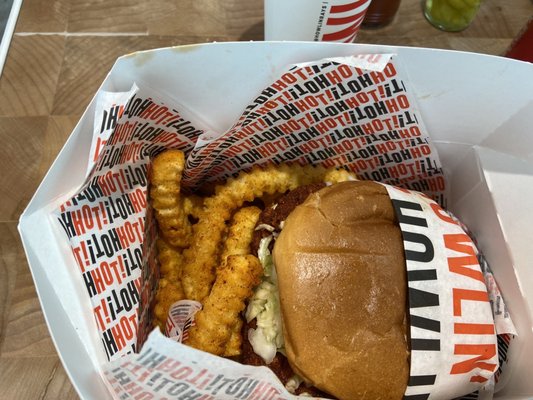 Howlin' Ray's Hot Chicken - Pasadena by null