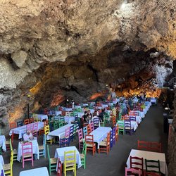 La Gruta - Inside the cave!