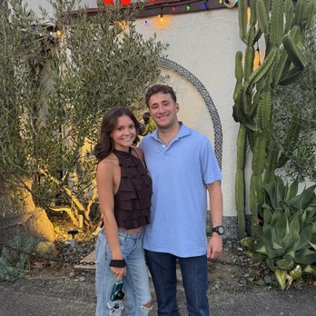Casa Vega - Mexican Near Me - Sherman Oaks, California