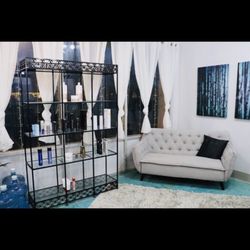 Teniles Hair Design - Lobby