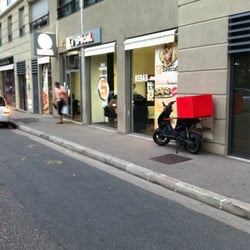 Le Spécial - Devanture