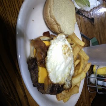 Frankie Farrels - Burger royale , bacon , cheese with friend egg - New American Near Me - Orlando, Florida