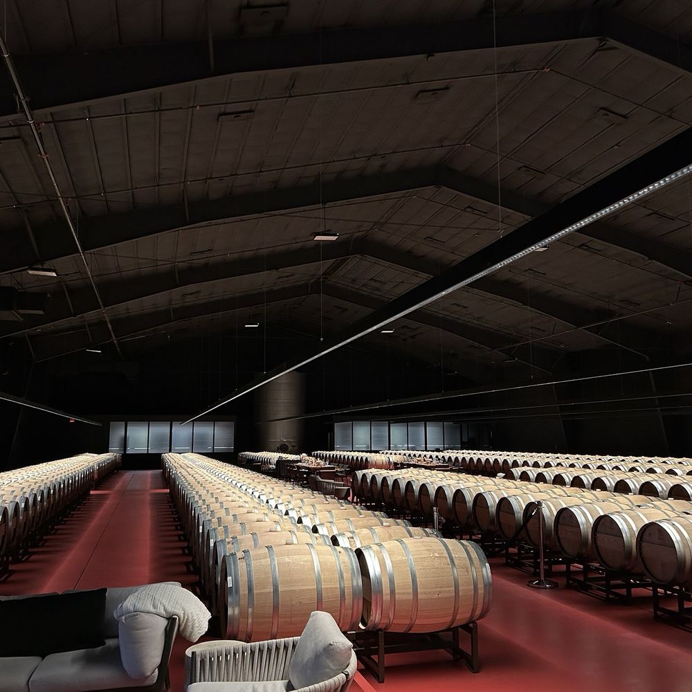 Caymus Vineyards - tasting room - Wineries Near Me - Rutherford, California