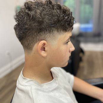 Precision Hair Salon - Mid taper - Hair Salons Near Me - Estero, Florida Precision Hair Salon - Mid taper - Hair Salons Near Me - Estero, Florida