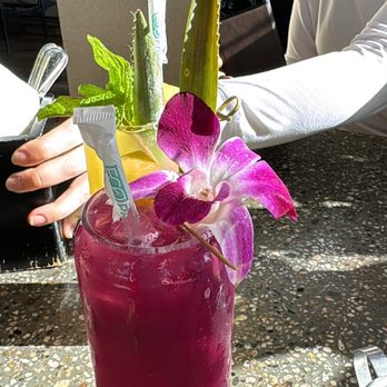 Deck. - Delicious 'awakiwaki' cocktail, so refreshing after hiking diamond head! - Hawaiian Near Me - Honolulu, Hawaii Deck. - Delicious 'awakiwaki' cocktail, so refreshing after hiking diamond head! - Hawaiian Near Me - Honolulu, Hawaii
