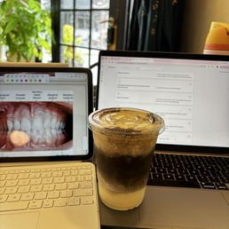 honey graham hojicha with graham cracker cold foam