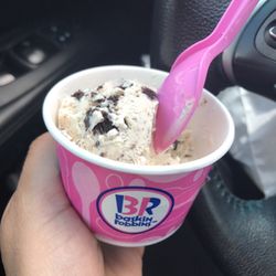 Baskin-Robbins - Free B-Day Scoop (aj)