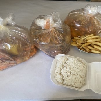 Crab In A Bag - 2 separate lbs of shrimp, garlic butter & cajun, 1 lb snow crab, fries - Seafood Near Me - Bakersfield, California Crab In A Bag - 2 separate lbs of shrimp, garlic butter & cajun, 1 lb snow crab, fries - Seafood Near Me - Bakersfield, California
