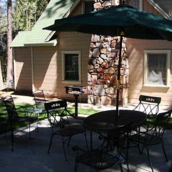 Sleepy Forest Cottages - Big Bear Lake, CA