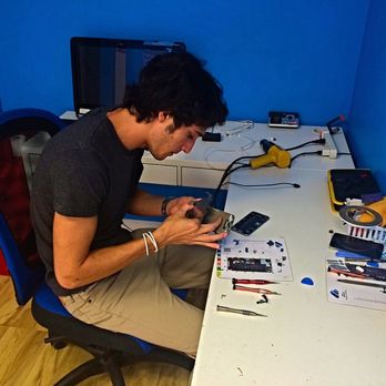 Aze Mobile - Mobile Phone Repair Near Me
