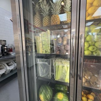 Fruit Wonders - Fresh fruit, greens. - Juice Bars & Smoothies Near Me - Murrieta, California Fruit Wonders - Fresh fruit, greens. - Juice Bars & Smoothies Near Me - Murrieta, California