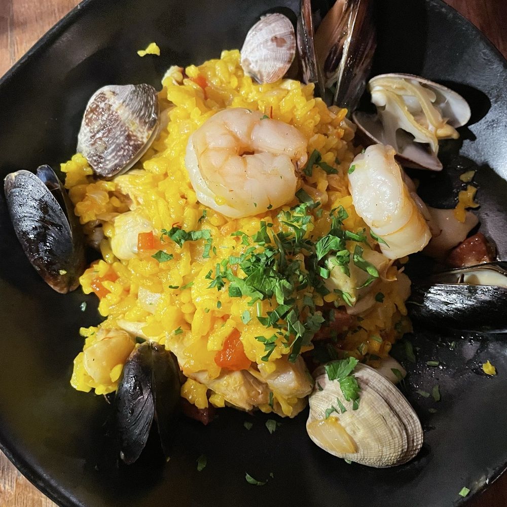 Metro Lafayette - Paella - New American Near Me - Lafayette, California