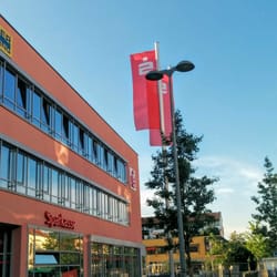 Kieser Training - Der Betrieb liegt im zweiten Stock einer Sparkassenfiliale