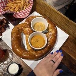 The Whiskey Lodge - Giant pretzel
