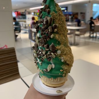 Dipped - peppermint dipped ice cream w andes mints and graham crackers - Ice Cream & Frozen Yogurt Near Me - Houston, Texas
