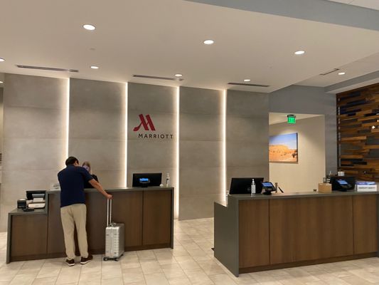 Marriott Dallas Allen Hotel & Convention Center by null