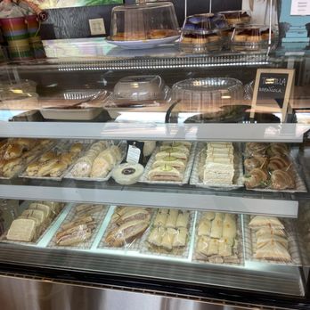 Gilbert's Bakery - Bakeries Near Me - Miami, Florida