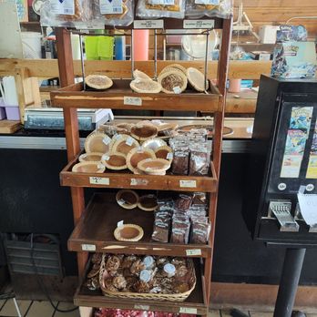 City Market - Sweet templations. - Barbeque Near Me - Luling, Texas City Market - Sweet templations. - Barbeque Near Me - Luling, Texas