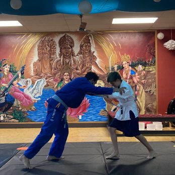 Mindful Martial Arts - Self-defense Classes Near Me - Makawao, Hawaii Mindful Martial Arts - Self-defense Classes Near Me - Makawao, Hawaii