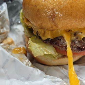 Snappy's - Double cheeseburger with jalapenos - Burgers Near Me - Las Vegas, Nevada