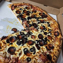 Vin Trofeo’s - Large 2 topping; pepperoni and black olive