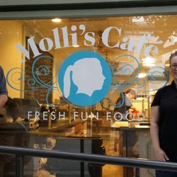 Molli's Cafe