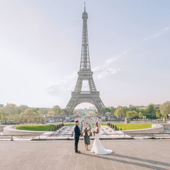 Do it Paris Way - Trocadero elopement wedding ceremony - Wedding Planning Near Me Do it Paris Way - Trocadero elopement wedding ceremony - Wedding Planning Near Me