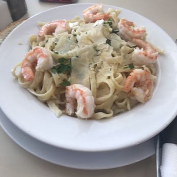XO Cafe - Fettuccini with shrimp - Cafes Near Me - Glendale, California