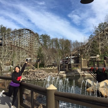 Dollywood - I LOVE DOLLYWOOD - Amusement Parks Near Me - Pigeon Forge, Tennessee