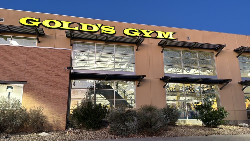 GOLD’S GYM SAN ANTONIO MEDICAL CENTER Updated October 2024 44