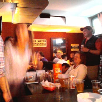 Trusty's Full-Serve Bar - drunk blurry people - Dive Bars Near Me - Washington, DC, District of Columbia
