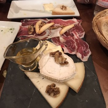 El Sur - Tapas Bars Near Me - Madrid, M