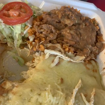 Taqueria Jb Juniors - (Enchiladas Platillo) bien relleno de pollo. They don't skimp on the chicken. Buen sabor. Good flavor. - Mexican Near Me - Fort Worth, Texas Taqueria Jb Juniors - (Enchiladas Platillo) bien relleno de pollo. They don't skimp on the chicken. Buen sabor. Good flavor. - Mexican Near Me - Fort Worth, Texas
