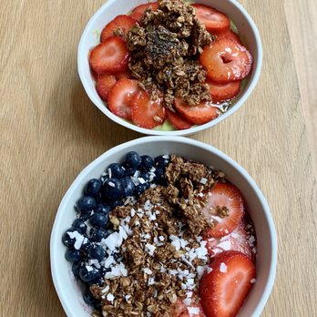 Fount Coffee + Kitchen - Top: green bowl Bottom: açaí bowl - Coffee & Tea Near Me - Morrisville, North Carolina Fount Coffee + Kitchen - Top: green bowl Bottom: açaí bowl - Coffee & Tea Near Me - Morrisville, North Carolina