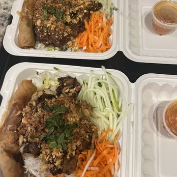 Pho Que 91 - Lemongrass pork vermicelli noodles - Vietnamese Near Me - Apopka, Florida Pho Que 91 - Lemongrass pork vermicelli noodles - Vietnamese Near Me - Apopka, Florida