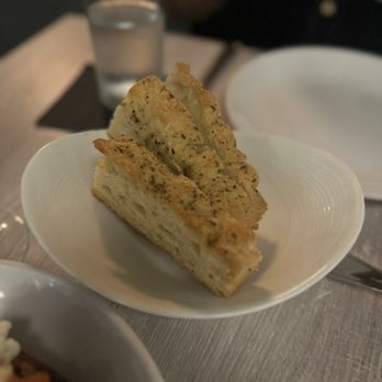 Brick Fire Tavern - This is the fluffy focaccia bread that comes with the tasty meatball appetizer! - Pizza Near Me - Honolulu, Hawaii Brick Fire Tavern - This is the fluffy focaccia bread that comes with the tasty meatball appetizer! - Pizza Near Me - Honolulu, Hawaii