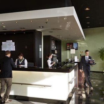 Hotel Holiday Inn - Front desk - Hotels Near Me - Bern, BE