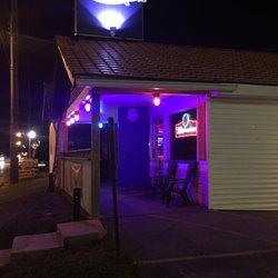 Curly's Bar & Grill
